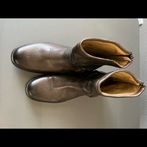 Brand New FRYE brown buckled boots. Size 7.5, no box